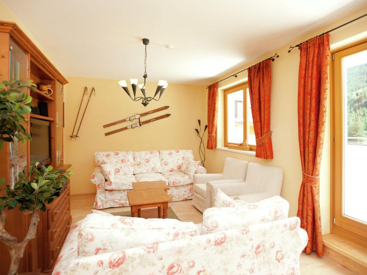 Chalet Apartment In Saalbach-Hinterglemm Buitenkant foto